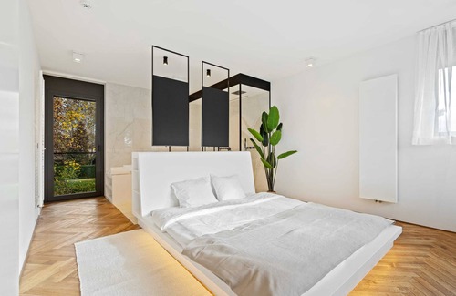Senningerberg Apartment | Spacious 3-Bedroom Gem in Luxembourg