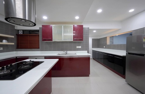 Kochi Apartment | Spacious 3-bedroom water front apartment in serene Marine Drive Ernakulam Kerala