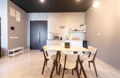 Bayan Lepas Apartment | Spacious 3 Bedrooms by Cozy Home