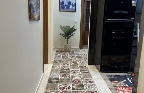 New Cairo Apartment | "Spacious 3-BR Apt Near AUC, SODIC & Key New Cairo Attractions"