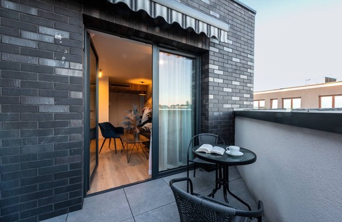 City Centre Apartment | Spacious 3-rooms Apartment on the last floor with 2 bathrooms and 2 balconies.