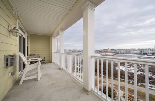 Sunset Island Condo | Spacious 3BD 2Bath Condo with Water View on Sunset Island