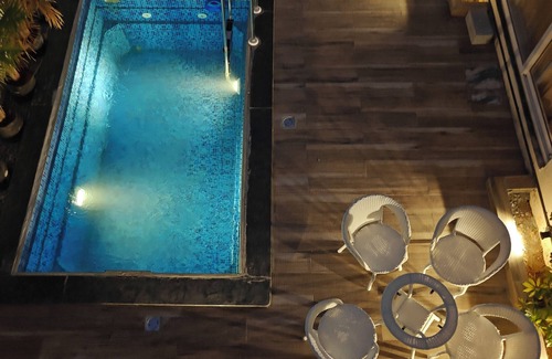 Denkanikota Villa | Spacious 3BHK New Villa with Private Pool and a Large Common Pool