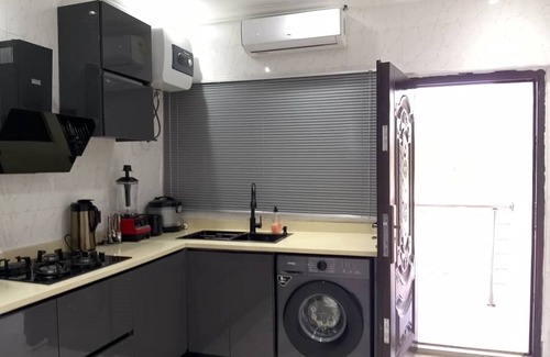 Adentan Apartment | Spacious 3BR Apartment in Adentan With City Views