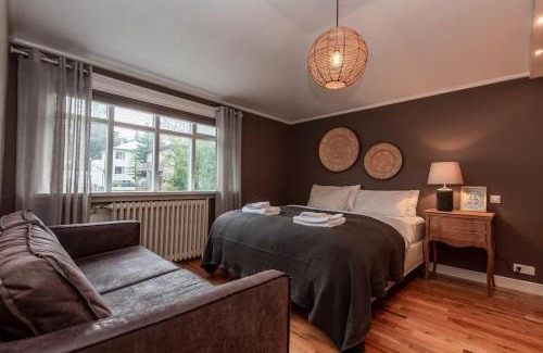 Downtown House | Spacious 3BR Downtown Location