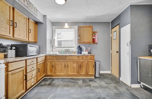 Downtown House | Spacious 3BR Home in Lansing