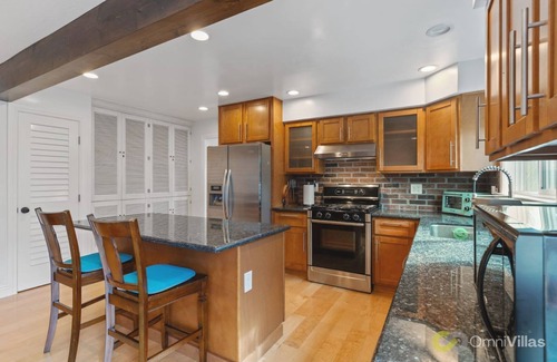 Foster City House | Spacious 3BR Home with Bay Views in Foster City
