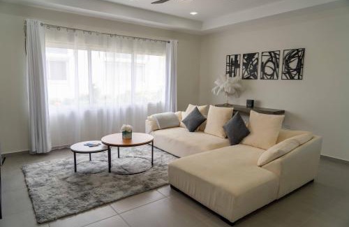Cole Bay Apartment | Spacious 3BR Home with Own Private Cozy Pool
