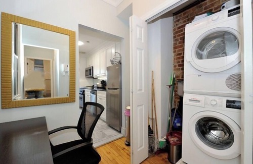 Hell's Kitchen Apartment | Spacious 3BR Loft in Chic Midtown West!
