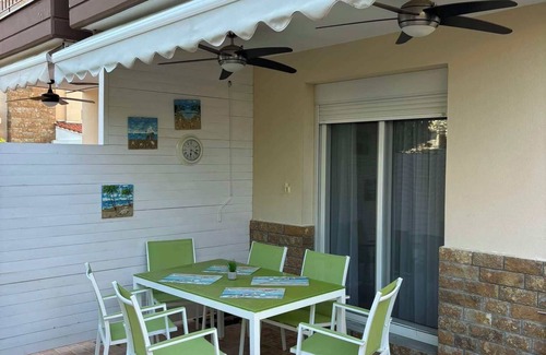 Kalivia Poliyirou House | Spacious 4-bedroom house with WiFi, AC in marvelous Kalyves Polygyrou