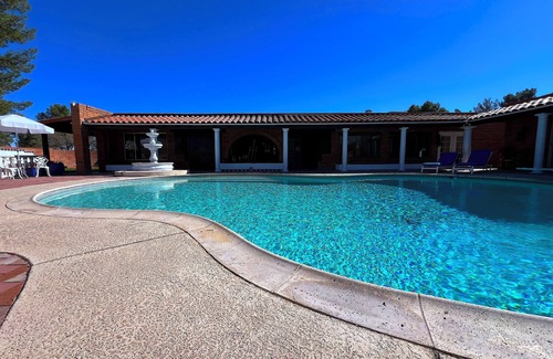 Tubac House | Spacious 4-bedroom house with AC and WiFi in charming Tumacacori-Carmen