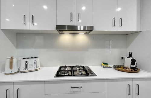 Batemans Bay House | Spacious 4-Bed House Near Batemans Bay Centre