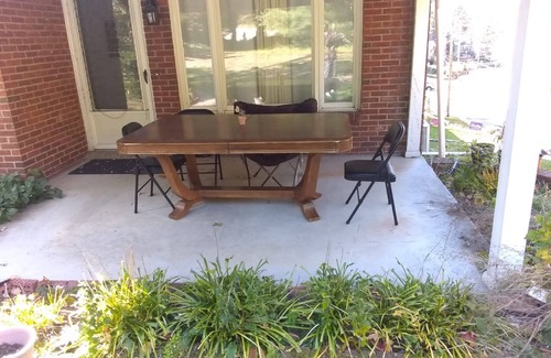 Mount Lebanon House | Spacious 4 bed on a huge corner lot in Mt Lebanon