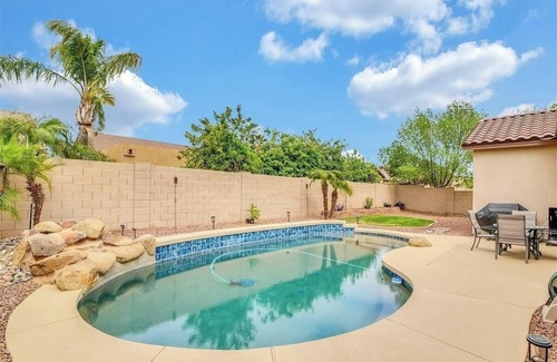 Arizona Skyline Community House | Spacious 4 bed🏡 Sparkling Pool💦 Game Room🎮 Pool Table🎱 Arcade🕹 Sleeps 18