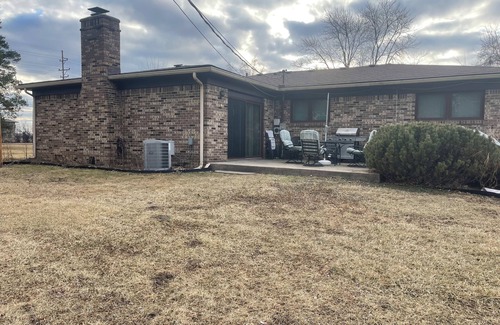 Sterling Heights House | Spacious 4 bedroom 7 beds house with AC, WiFi in welcoming Sterling Heights