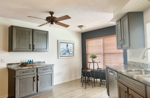 Port Charlotte - Charlotte Harbor House | Spacious 4-bedroom house with heated pool, family & pets welcomed!