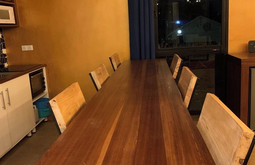 Kigali Apartment | Spacious 4-bedroom corporate apartment in wonderful Kigali with WiFi