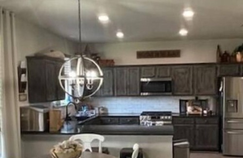 Georgetown House | Spacious 4-bedroom house with WiFi, pool & park access near Georgetown square