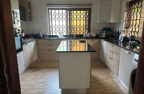 Kokrobite House | Spacious 4-bedroom house with AC, WiFi in brilliant Ghana Kokrobite beach side.