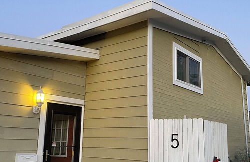 Kincheloe House | Spacious 4 bedroom home walking distance from snowmobile and orv trails