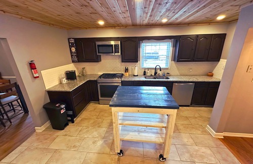 Near East Columbus House | Spacious 4 bedroom home in beautiful Columbus with WiFi, crafted for family fun.