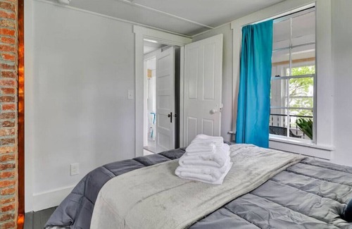 Orono House | Spacious 4-Bedroom Home with Lake Views