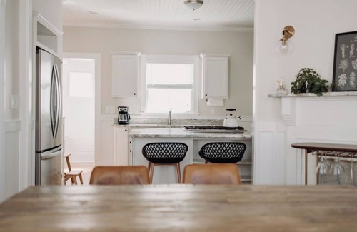 East End House | Spacious 4-bedroom house located in the heart of Portland, ME.