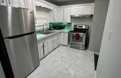 Belvedere Park House | Spacious 4-bedroom house in quiet Decatur neighborhood