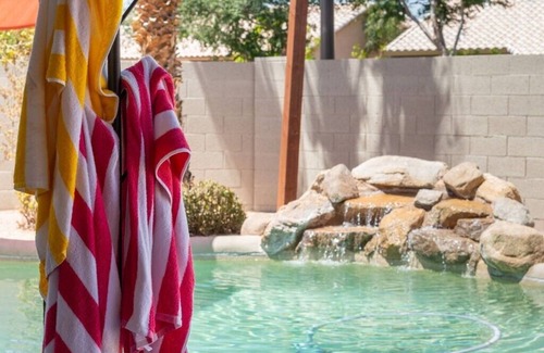 Gilbert House | Spacious 4-bedroom house in tranquil Gilbert with game room and pool!