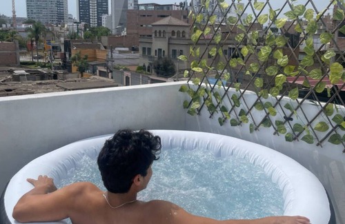 Tejada Alta House | Spacious 4-bedroom house with WiFi, fitness room in fabulous Lima
