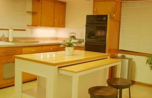 Wayne House | Spacious 4-bedroom house in awesome Wayne with WiFi