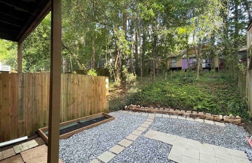Tallahassee House | Spacious 4-bedroom townhome with WiFi and AC in enchanting Tallahassee
