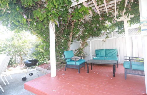 Union City House | Spacious 4-BR 2 Bath home, free WiFi and Netflix; centrally located in Bay Area