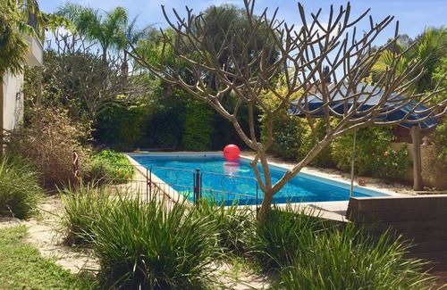 Herzliya House | Spacious 4 BR villa with Magical Garden & Pool