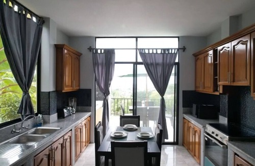 Puerto Lopez House | Spacious 4-Floor Villa with Jacuzzi, Event Terrace & Pet-Friendly Stay
