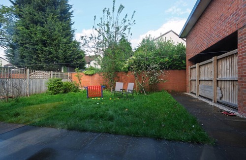 Manchester House | Spacious 4bd 3.5bt - Etihad COOP -Cinema PoolTable