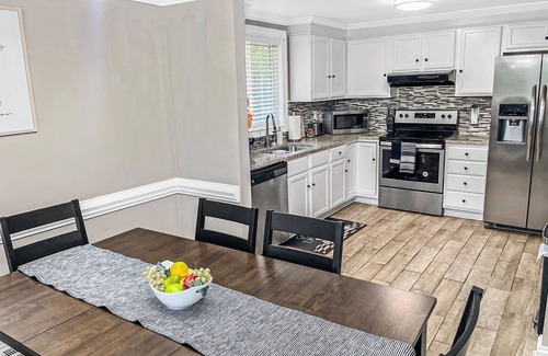 Charlotte House | Spacious 4BR/3BA Retreat in Prime South Charlotte Location - Stadium & Airport