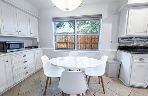 Plano House | Spacious 4BR/3BA Retreat in the Heart of Plano
