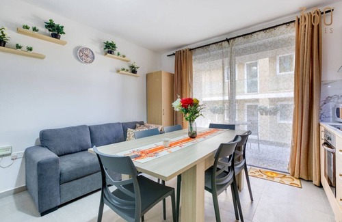 Msida Apartment | Spacious 4BR Apt with Balcony close to Valletta