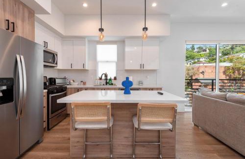 Elysian Heights Apartment | Spacious 4BR House in Prime Echo Park Location