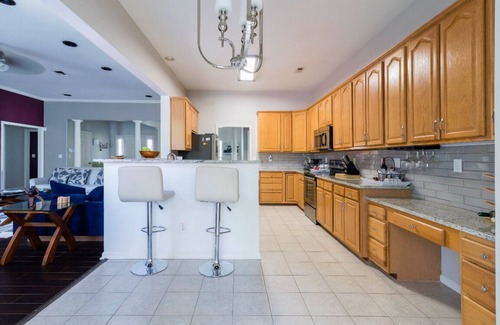 Charlotte House | Spacious 4BR Ranch with Private Pool and Sunroom - Near Charlotte