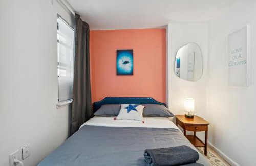 Chinatown Apartment | Spacious 4BR Stay in Lower Manhattan