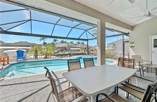 Pelican House | Spacious 5-bdrm house in delightful Cape Coral located on the Gulf of America