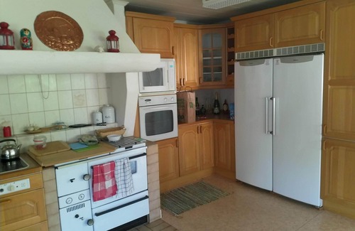 Holjes Villa | Spacious 5-bedroom villa in delightful Värmlands län with WiFi