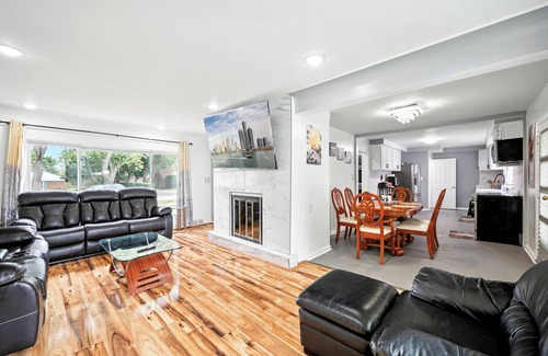 Indian Land House | Spacious 5-bedroom house with Jacuzzi, Game room & WIFI in delightful Southfield