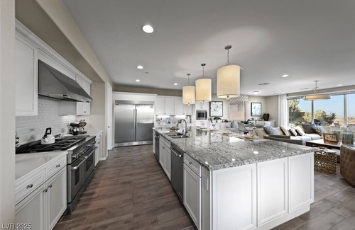 Las Vegas House | Spacious 5-bedroom house in amazing Las Vegas with AC
