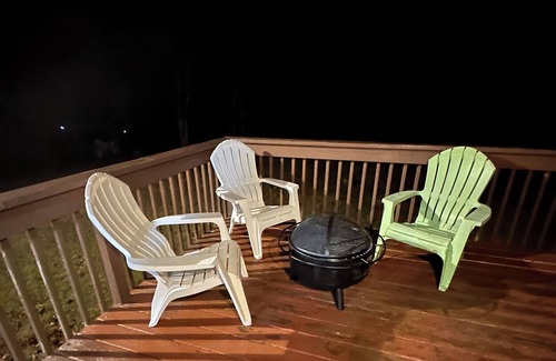 Long Pond House | Spacious 5-bedroom house in delightful Long Pond with AC, WiFi