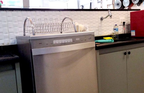 Lago Sul House | Spacious 5-bedroom house in charming Brasília with WiFi, AC