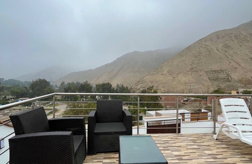 Pachacamac House | Spacious 5-bedroom estate in enjoyable Cieneguilla with WiFi