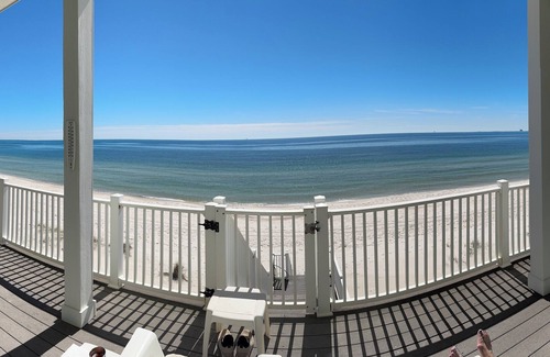 Surf Side Shores House | Spacious 5-bedroom, beach-front family home with wrap-around deck in Ft Morgan